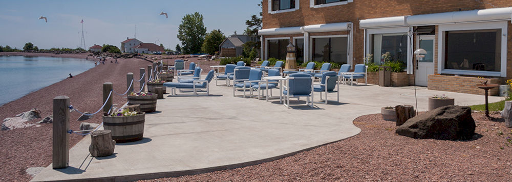 גרנד מרייס The Shoreline Inn מראה חיצוני תמונה